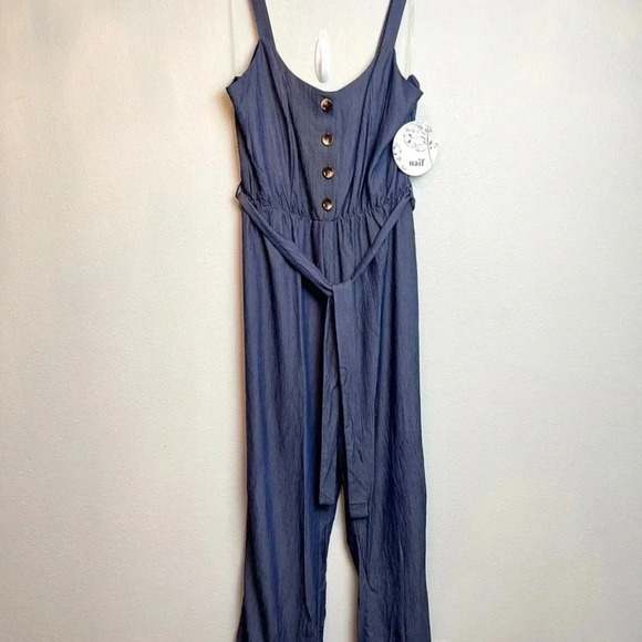 WOMAN’S wide leg jumpsuit by Naïf. - Picture 2 of 12
